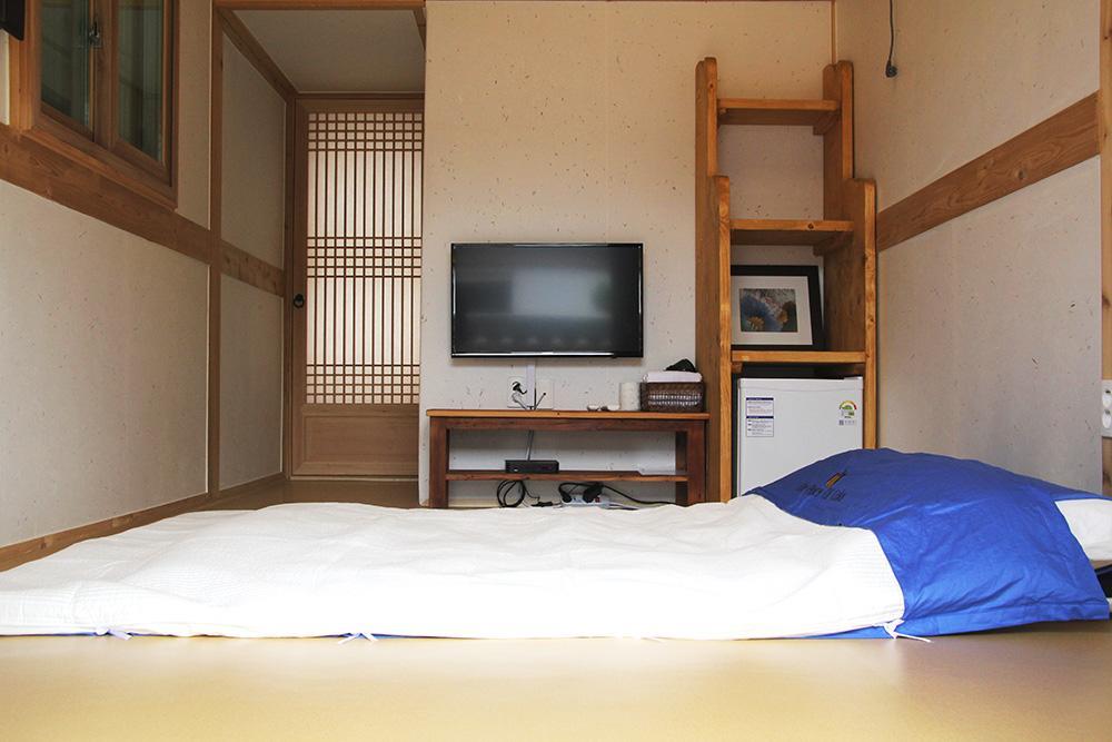 Yeonwoodang Guesthouse Чонджу Экстерьер фото